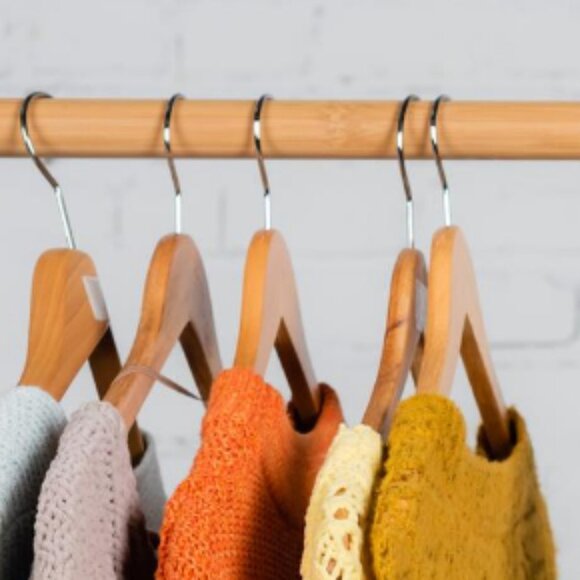 Meet your Posher, Samara - Picture 2 of 5